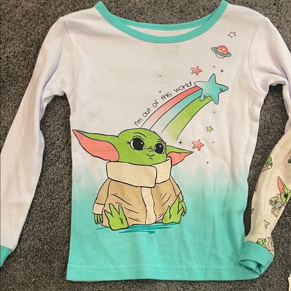 NWT Star Wars Kids Pajamas Set with Baby Yoda Design - Picture 2 of 7